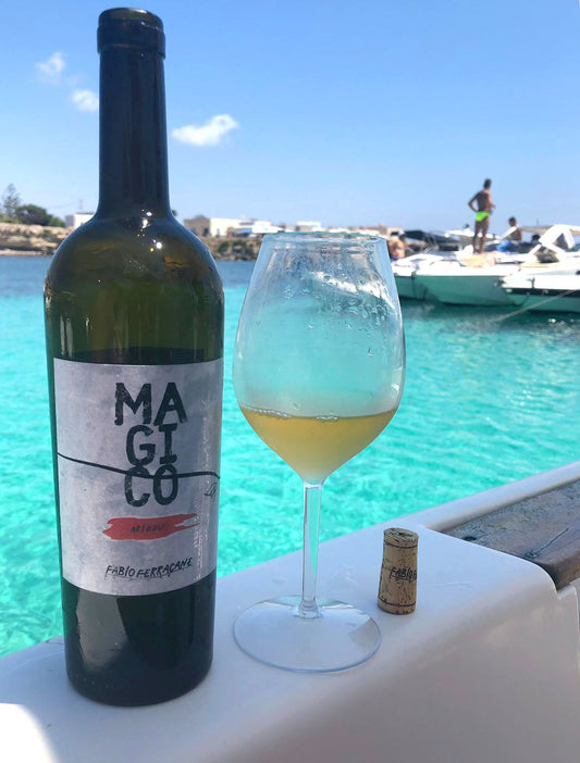 I VINI BIANCHI SICILIANI DELL’ESTATE: ARIDDU E CATARRATTO